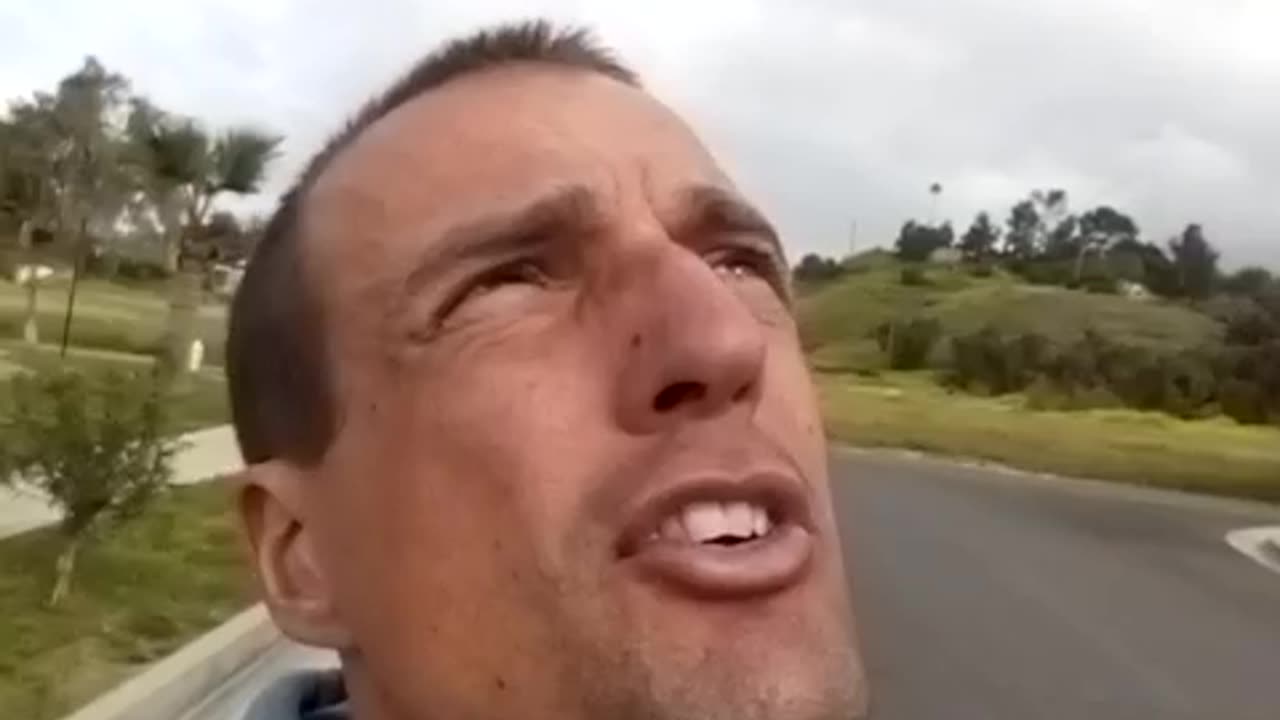 C O BREAK IN THE SKY, Apr 14, 9:34am.