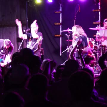 Adams Way sings Shut up and dance by Walk the Moon at Maloney's