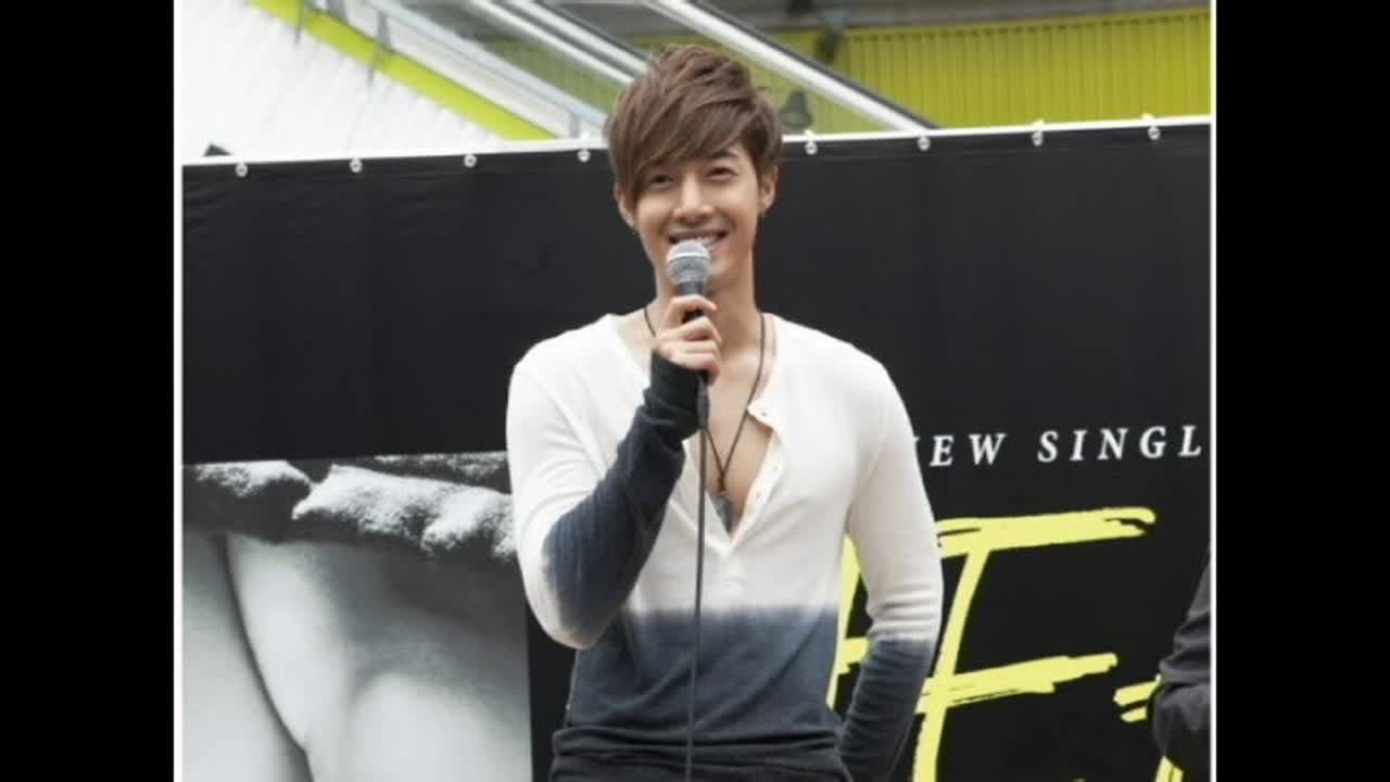 [News] Kim Hyun-joong takes shirt off in the rain