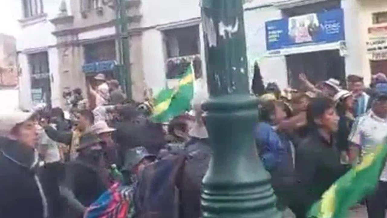 No Peru, indígenas ameaçam com “guerra civil