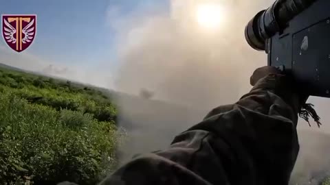 Ukrainian Soldier With Stinger Missile Trying to Get a Radar Lock