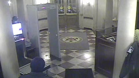 3201LHOBBASouthCapStDoor_2021-01-06_04h20min01s967ms.mp4
