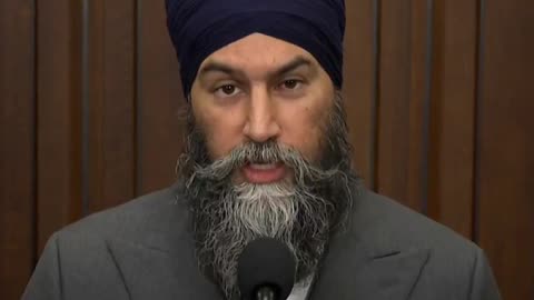 Jagmeet Singh is Calling for Justin Trudeau to Resign