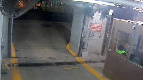 3470CHOBBAGarageEntrance_2021-01-05_21h00min01s360ms.mp4