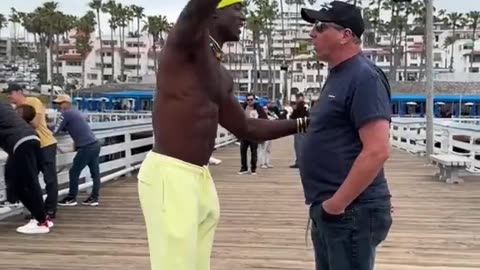 He was like 👆🏾🕶️👆🏾🕶️👆🏾🕶️👆🏾🕶️