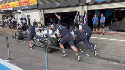 Tire change in Formula 1