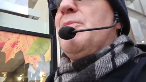 På stan och sprider budskapet i Jesus namn 💕Örebro 29 Okt. 2021