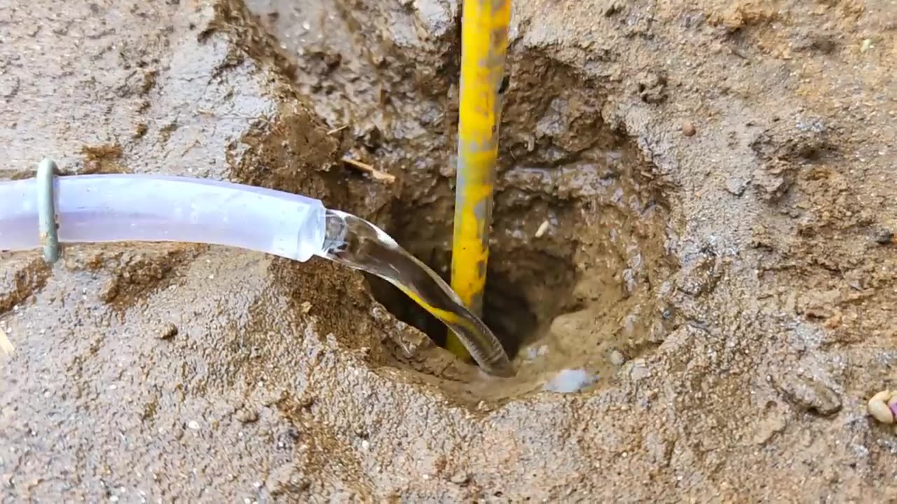 diy tractor mini borewell drilling machine | science project | submersible water pump