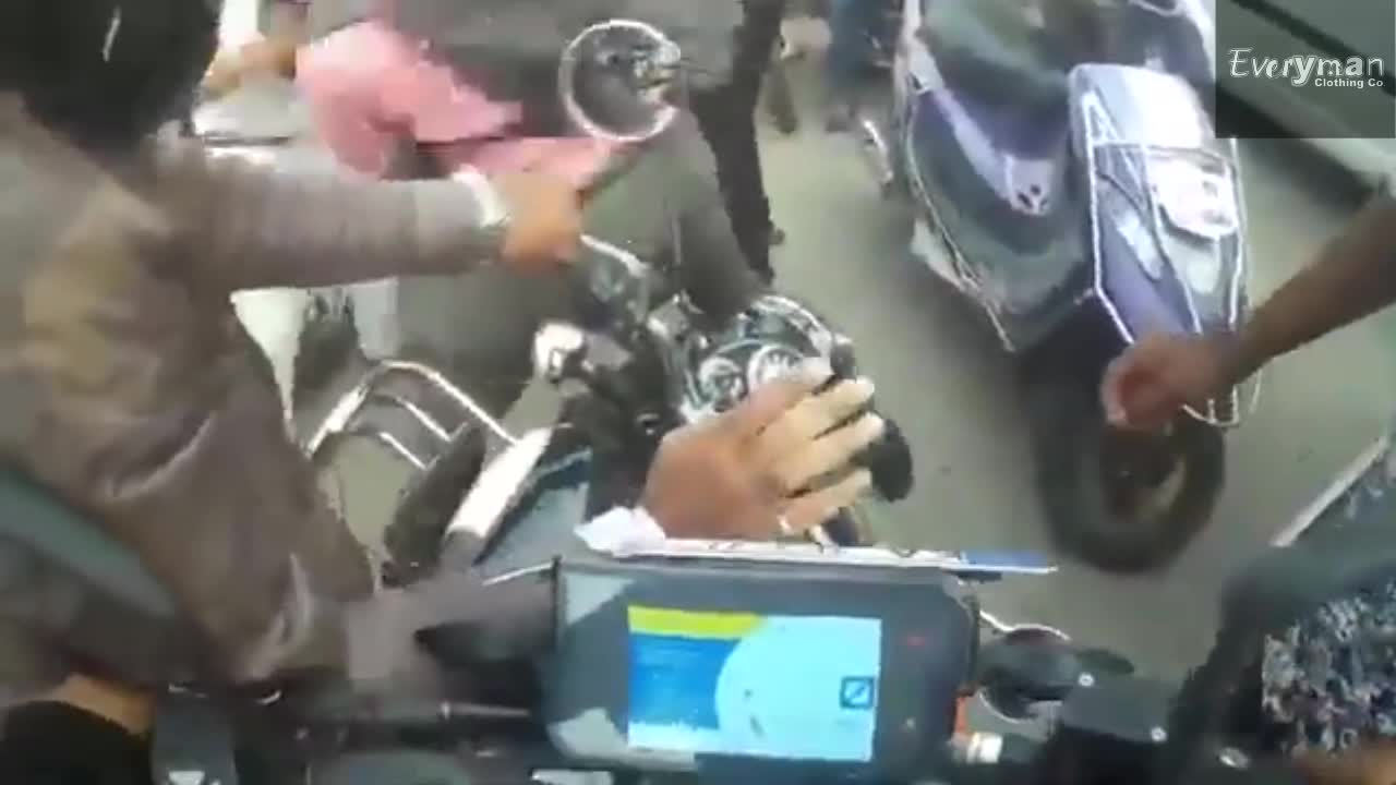 Indian Street Fights Hilarious