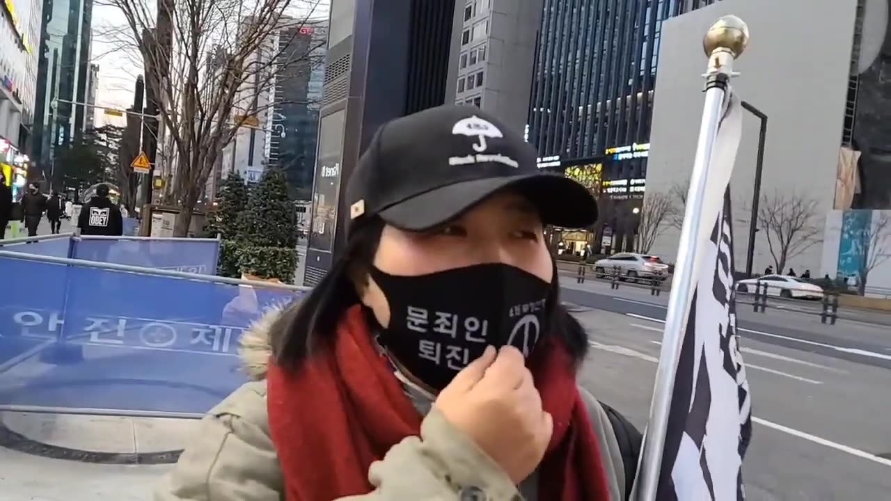 20201224_V3_S01(m4JVY_iz6Fg)따릉이 타고! 자유를 위하여! 저항하지 않으면_ 자유가 없으면_ 강남역에서