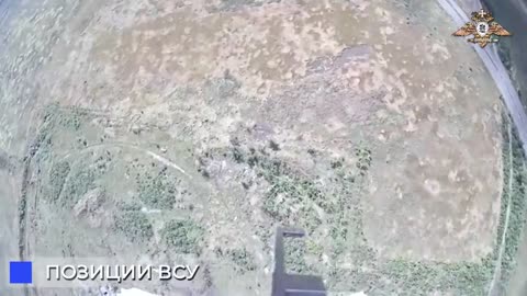 Místo bomb schazují ruští vojáci také letáky letáky