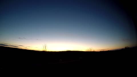 Sun Rise 12 31 22 38f/3c