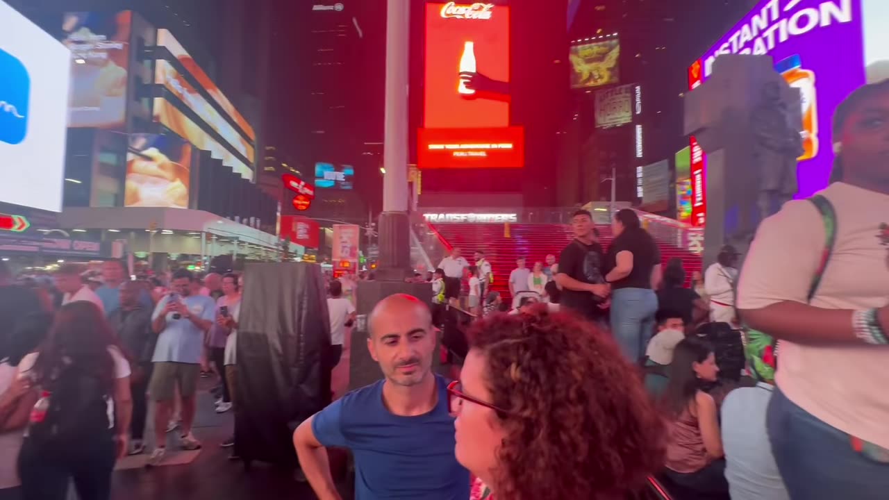 Time Square crowd ! New York