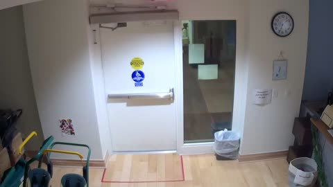 8607OHOB01155_2021-01-05_01h20min00s313ms.mp4