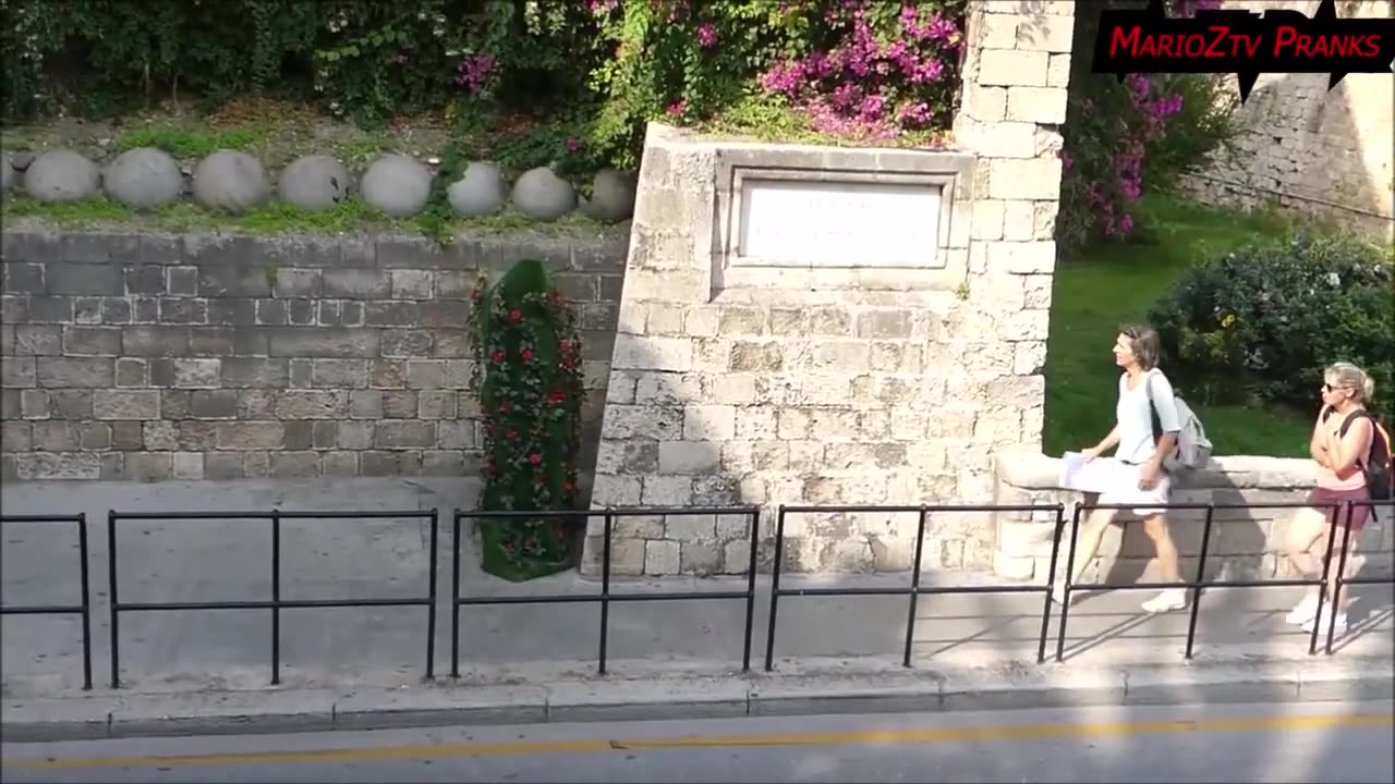 Bushman Prank in Rhodes Island, Greece: Hilarious Reactions Caught on Camera!