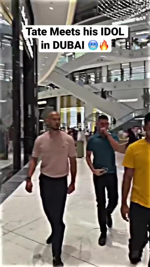 Tate Meets his IDOL in DUBAI.