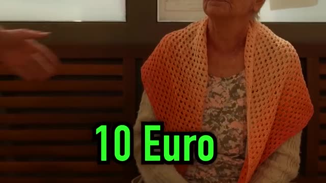 10 EURO wenn sie NICHT ins Mikrofon spricht