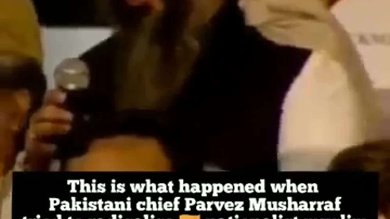 Indian Muslim comments on Parvez musharaf 😲🤣😂😂