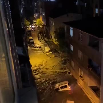 Flash flooding in Istanbul