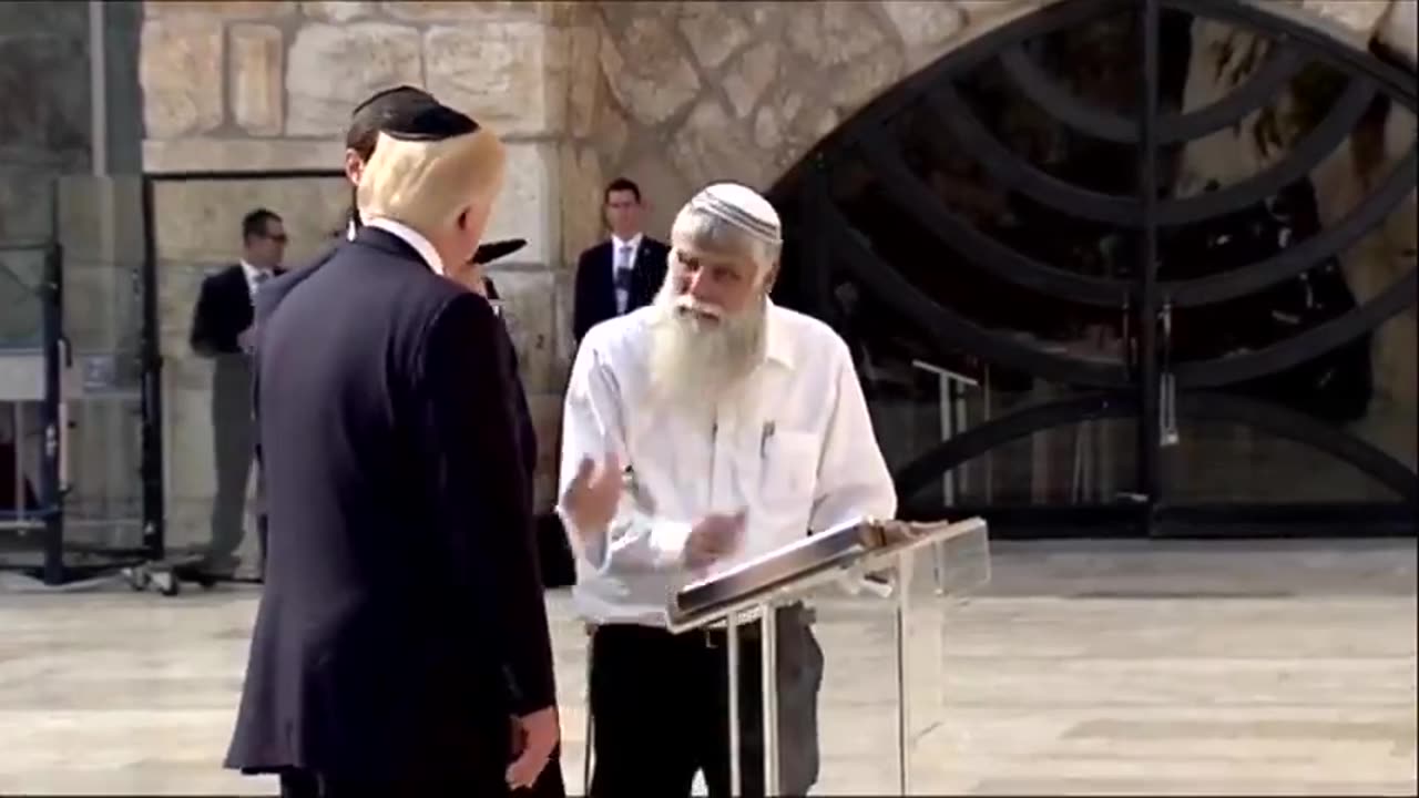 PEOPLE STILL DONT GET IT, EVEN AFTER GETTING SOLD OUT AND FUCKED IN THE ASS BY THIS JEW CLOWN.