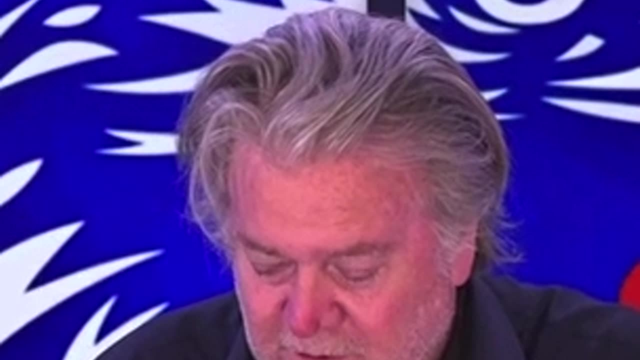 Steve Bannon reacts to Tucker Carlson parting ways with Fox News
