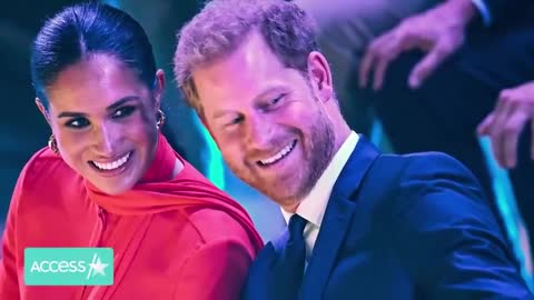 Meghan Markle Stuns In Red At One Young World Summit w Prince Harry