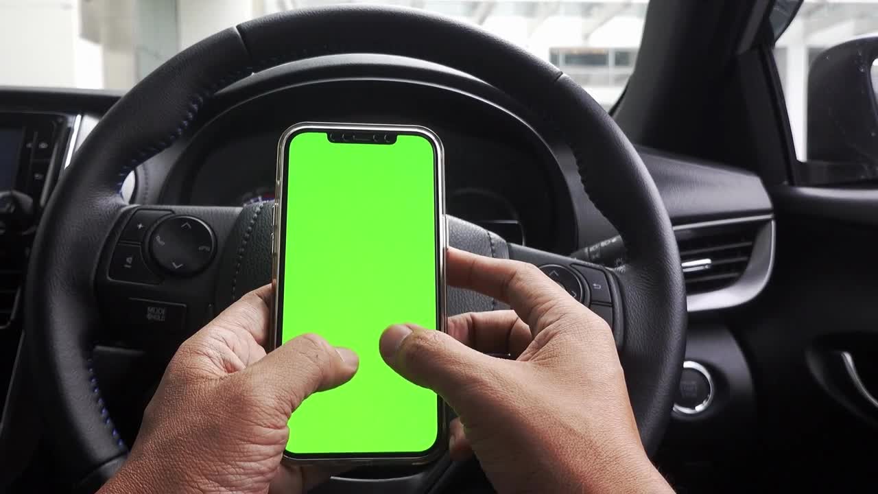 GREEN SCREEN EFFECT - Smartphone In The Car