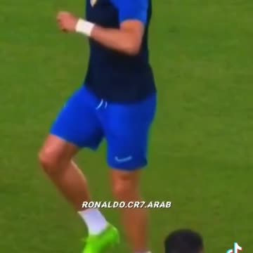 L'échauffement de Cristiano Ronaldo 😁 😂 🇵🇸