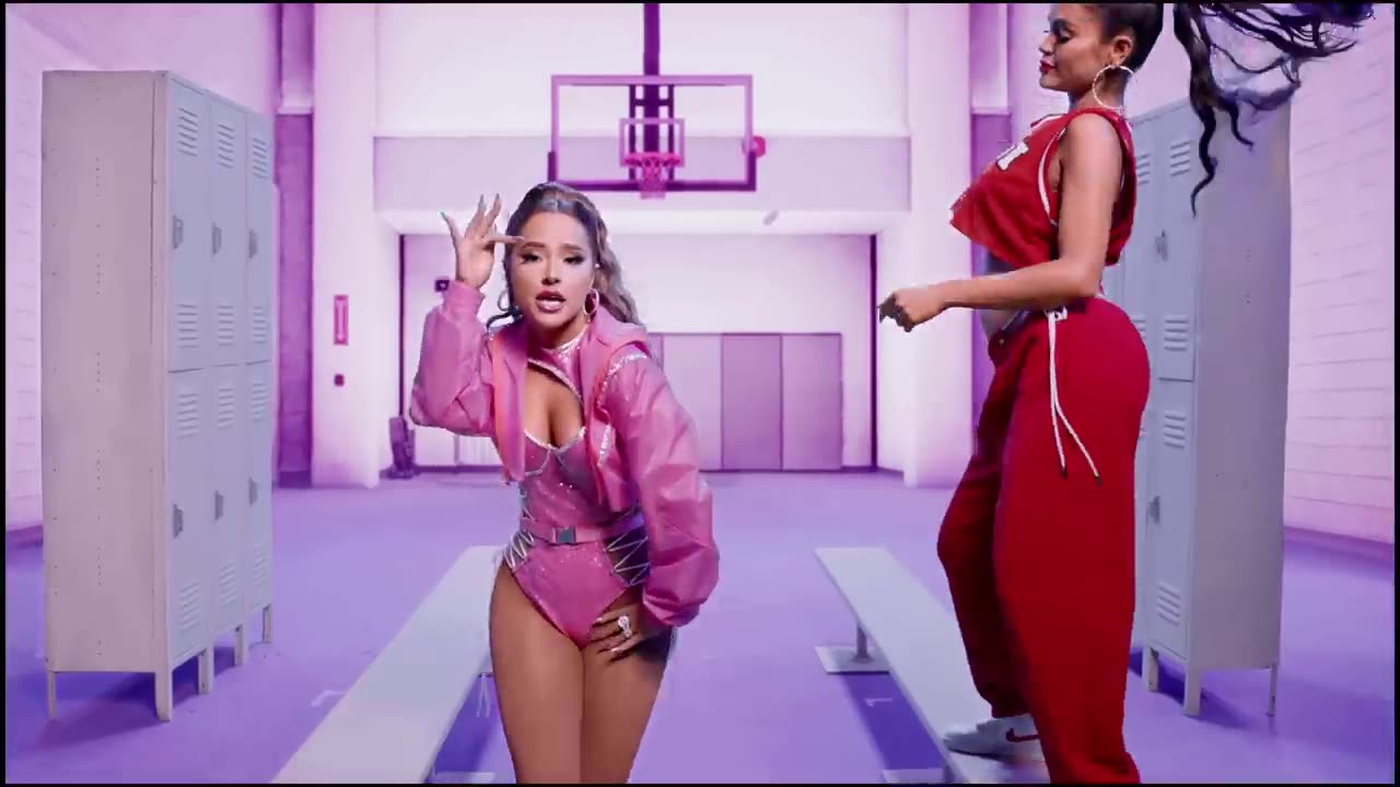 Natti Natasha x Becky G