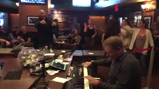 Johnny B. Goode - New York New York Piano Bar in Vegas