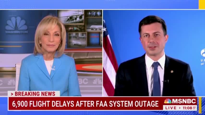 I LOVE THAT CAT!!!😂😂😂