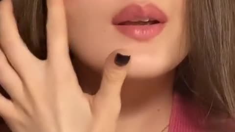 Pink lips do nice and beautyful