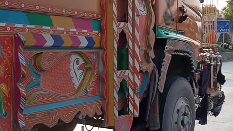 Pakistani truck decorated...https://rumble.com/register/pakistanisairsapatee/