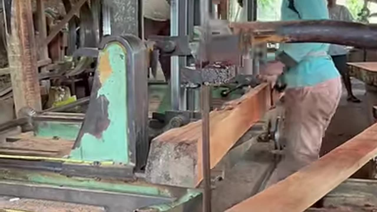 Dangerous sawing wood