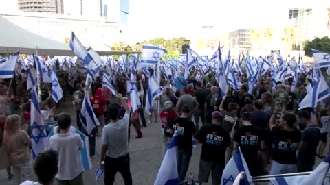 Hundreds of Israeli reservists vow to refuse service