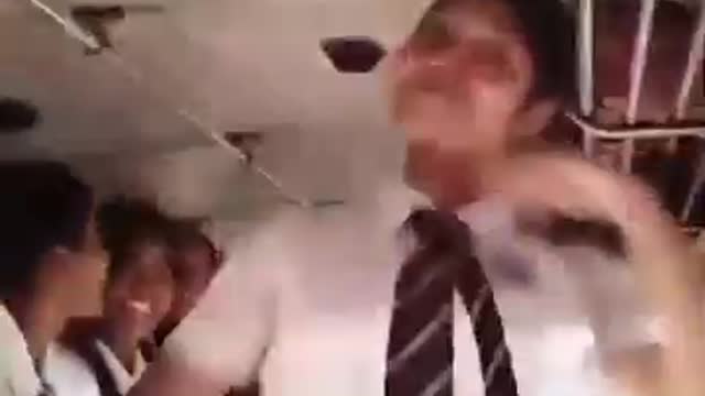 srilankan school dansin girl dancing. beautiful girl srilanka. sl vasana:#shorts