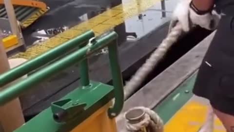 Check out this ferry worker's skills!