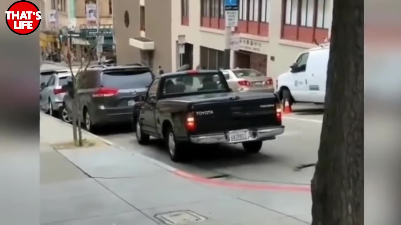 Funny FAIL IN TRAFFIC