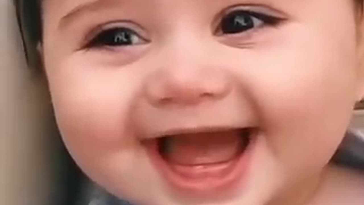 baby laughing hysterically / baby funny video status