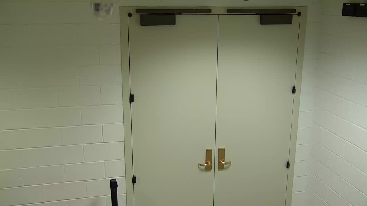 7183CVCULElevator#5Lobby_2021-01-06_16h40min02s250ms.mp4