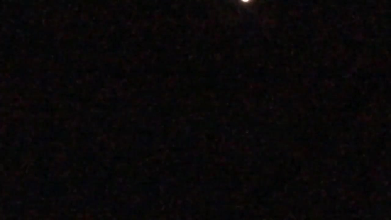 Moon turned white agin blood moon started7:34 Tuesday nov8