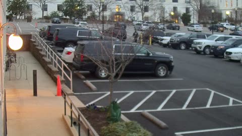 1671HQOB01NorthwestWalkway_2021-01-05_07h18min30s747ms.mp4