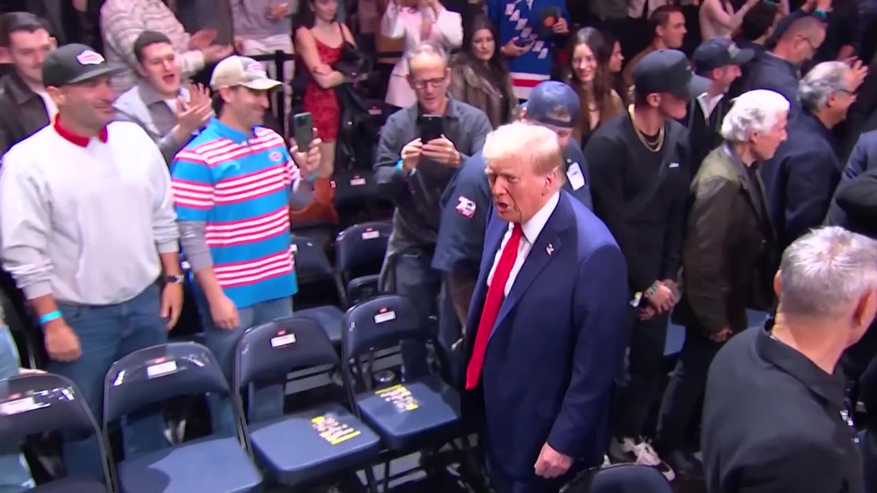 🔥 Trump arrives at UFC 309 in Madison Square Garden w Elon Musk & RFK Jr