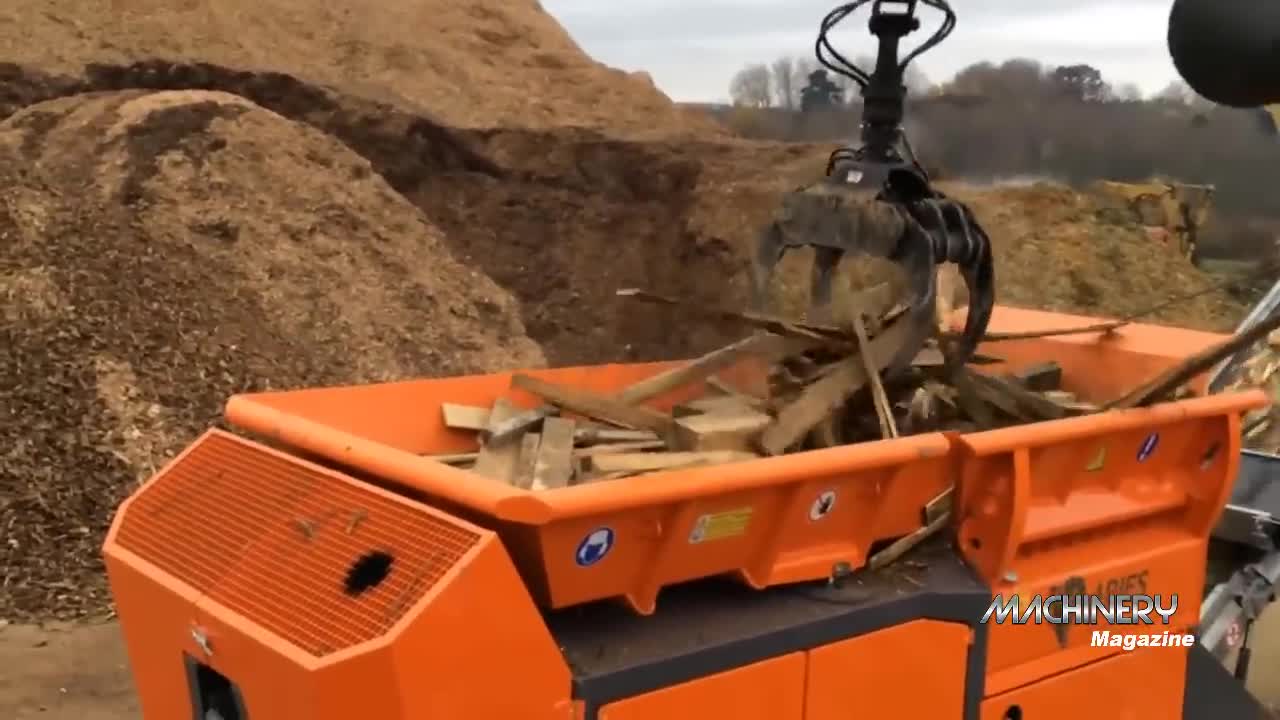 Extreme Fast Wood Chipper Machine Modern Technology - Amazing Wood Processor Big Tree Shredder Easy