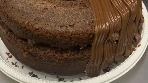 how to cut cake fast