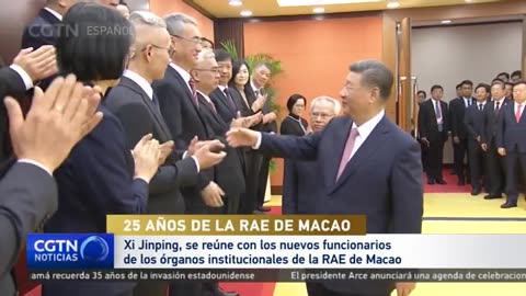 Xi Jinping se reúne con los nuevos funcionarios de los órganos institucionales de la RAE de Macao