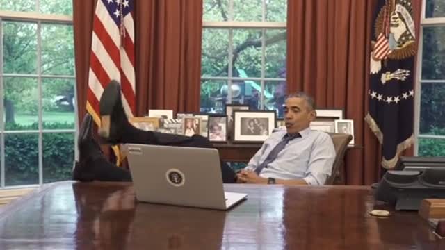 Obama “Caught ”Assulting To CNN Reporter
