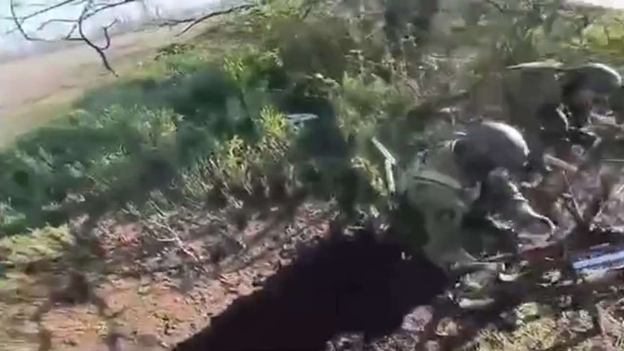 Ukrainians Firing Duel RPG Rig
