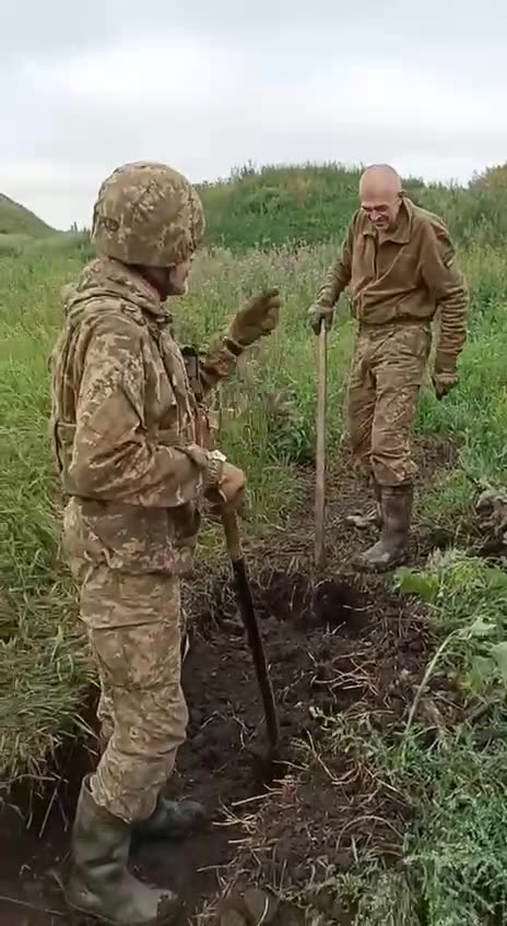 Ukrainians Take New Positions in Zap