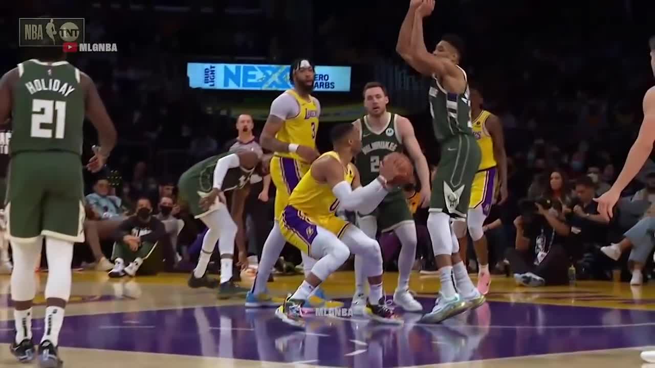 Westbrook Realized It Was Giannis He Backed Down Real Quick Wanted None Of That 😀